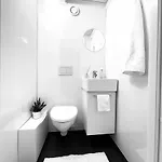 Albergue Central Stavanger Guesthouse *